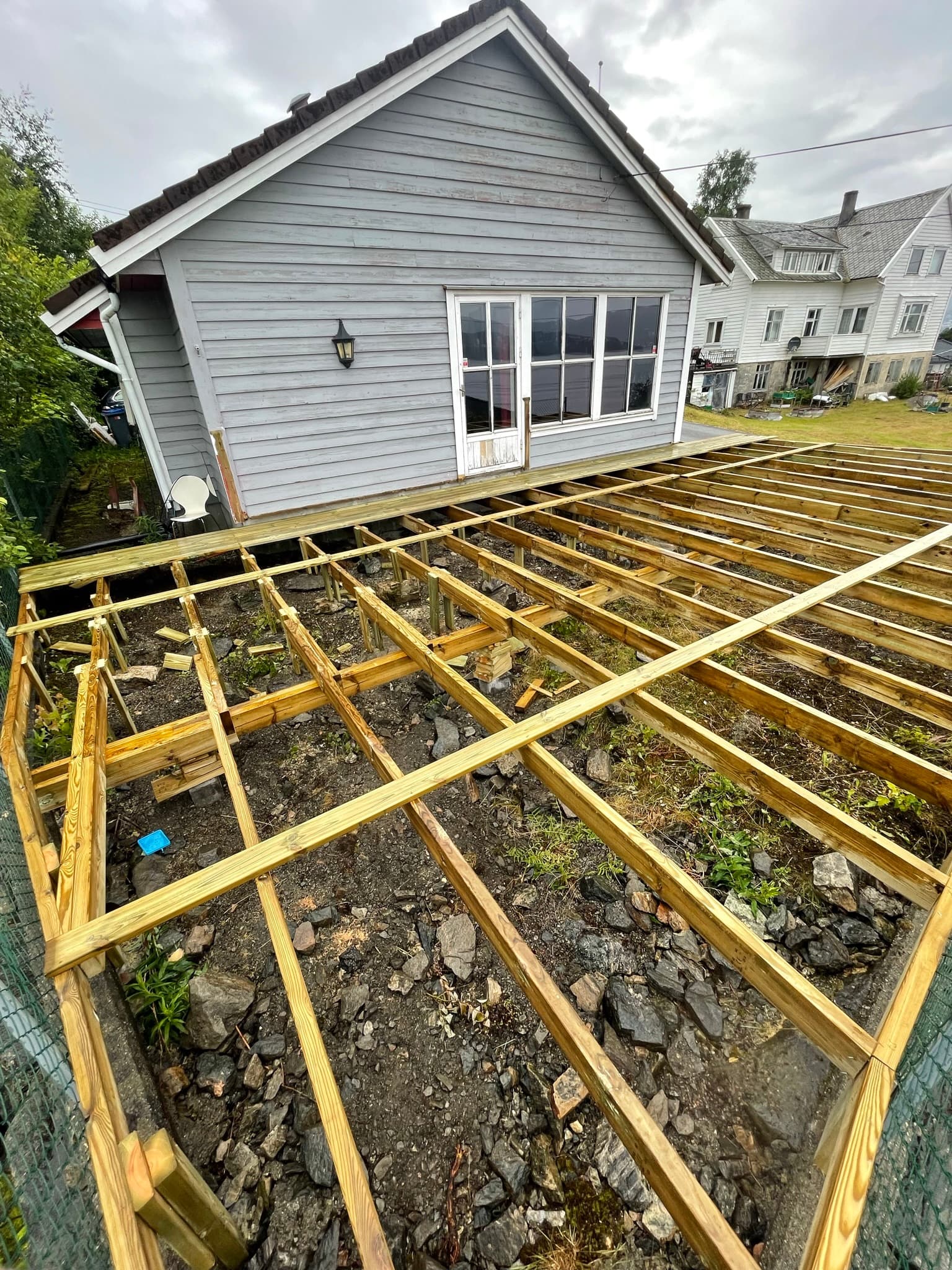 Terrasse og kai konstruksjon i Bergen - Snekker Straume - preview 1